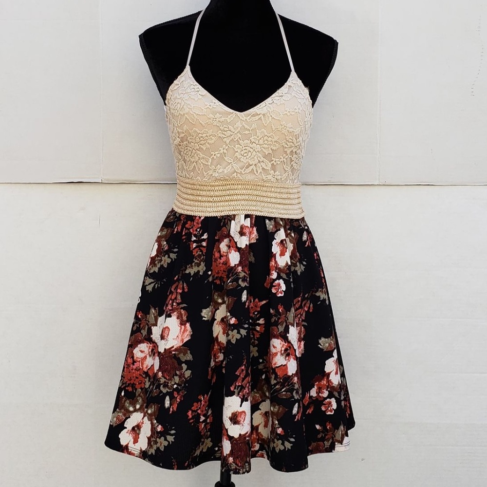 Chocolate Women's Floral Mini Dress sz Small - Picture 2 of 8